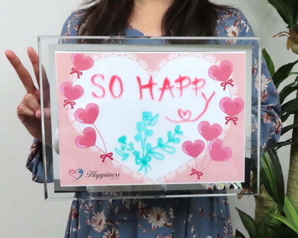 スピードご成婚で最高の人生のパートナーを見つけられた女性会員様が笑顔一杯でご来店されました\(^o^)/