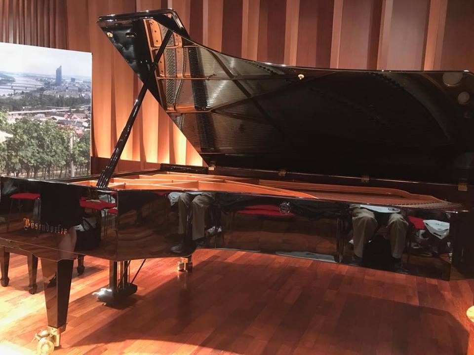 加藤諦三教授の著書「愛される法則」について