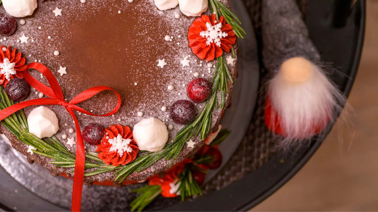 昔は25歳が運命の分かれ目？「クリスマスケーキ」に例えられた女性たちの時代