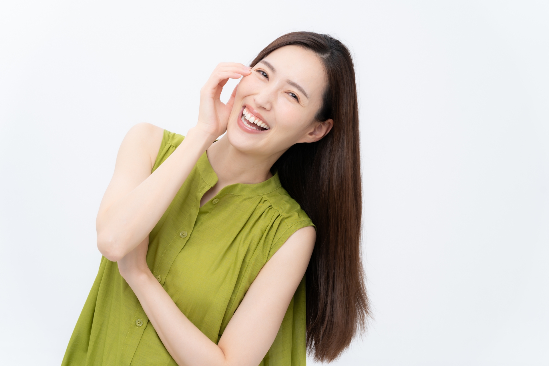 【婚活女性必見】清潔感とナチュラルメイクが第一印象を変える！男性目線での好印象の秘訣とは？